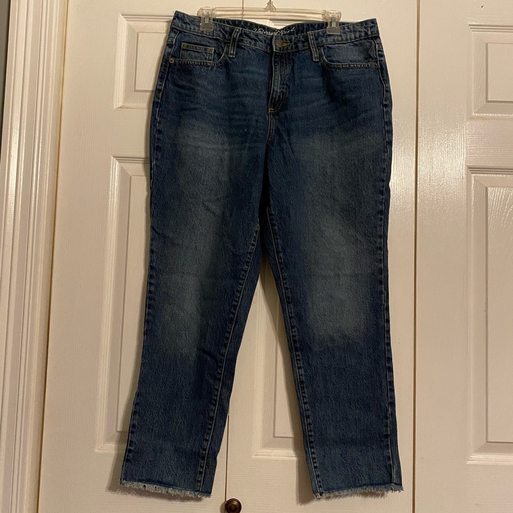 Universal thread jeans